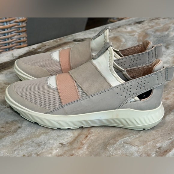 Women’s ECCO ST.1 Lite slip on sneaker- Size 37 - Picture 7 of 9